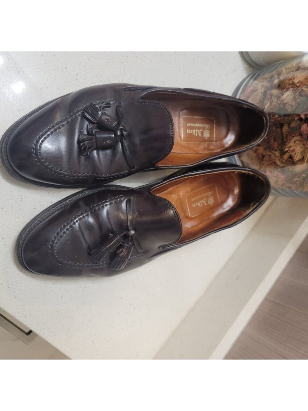 ALDEN Mens 563 Brown Shell Cordovan Tassel Loafer US 9.5, Retail $967